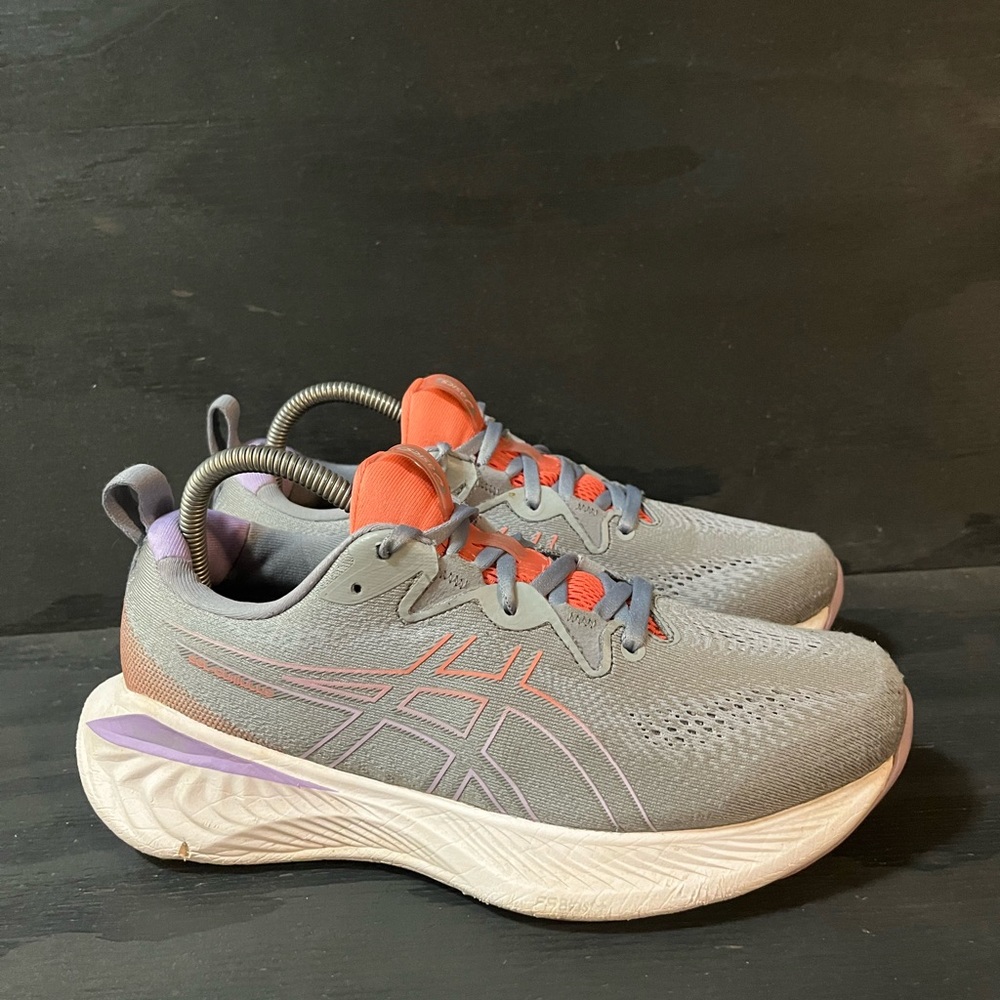 Asics Gel-Cumulus 25 Womens Size 9 Grey Purple White Running Sneakers 1012B441